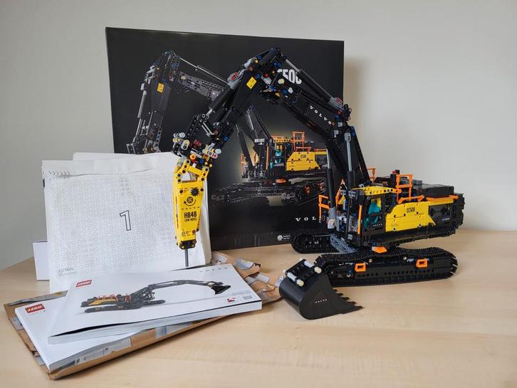 Lego Technic 42215 Volvo EC500 Graafmachine - Compleet!, Kinderen en Baby's, Speelgoed | Duplo en Lego, Zo goed als nieuw, Lego