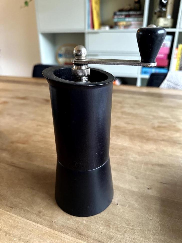 Zassenhaus handmatige koffiemolen / bonenmaler z.g.a.n., Huis en Inrichting, Keuken | Keukenbenodigdheden, Zo goed als nieuw, Ophalen of Verzenden