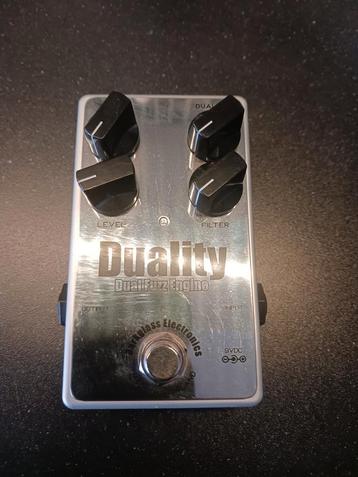 TK: Darkglass Duality Fuzz Engine beschikbaar voor biedingen