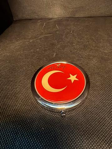 Make-Up spiegel met turkse vlag beschikbaar voor biedingen