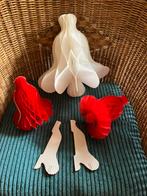 KERSTKLOKKEN papier 1 grote witte, 4 rode, Ophalen of Verzenden, Nieuw