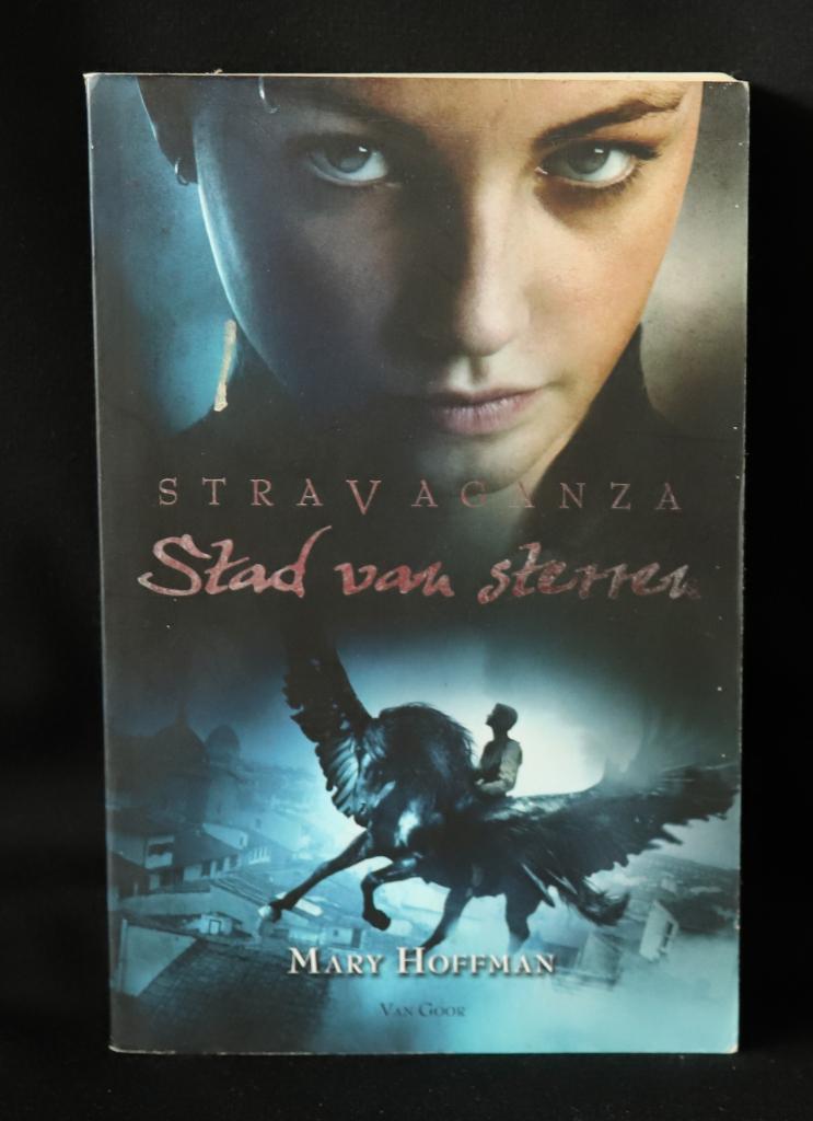 Mary Hoffman, Stravaganza, Boeken, Ophalen of Verzenden, Gelezen, Mary Hoffman