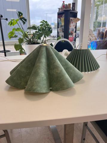 Vintage Scandinavische plissé lampenset - Solbackens Svarver beschikbaar voor biedingen