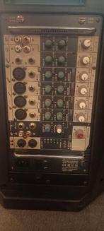 Yamaha Stagepas 300, Yamaha, Zo goed als nieuw, Yamaha, 120 watt of meer