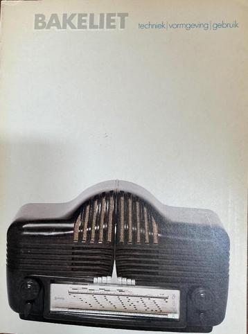 Bakeliet, techniek, vormgeving en gebruik beschikbaar voor biedingen