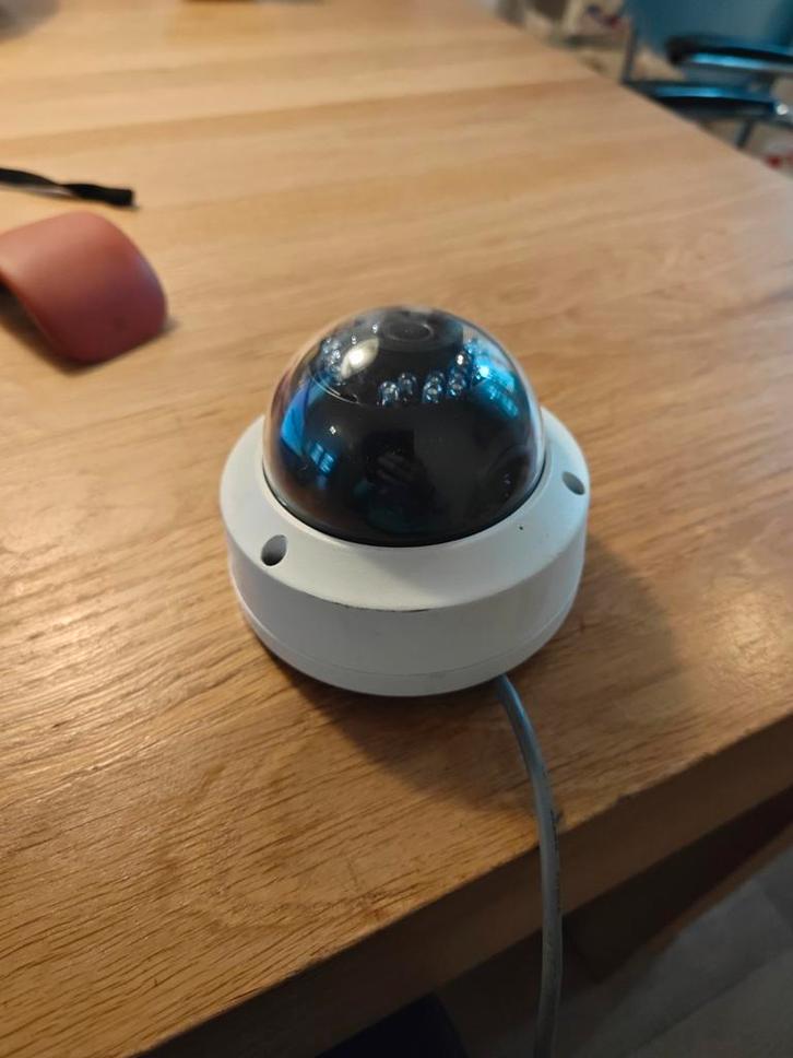 Hikvision Dome Camera - Beveilig uw huis!, Audio, Tv en Foto, Videobewaking, Gebruikt, Binnencamera, Ophalen of Verzenden