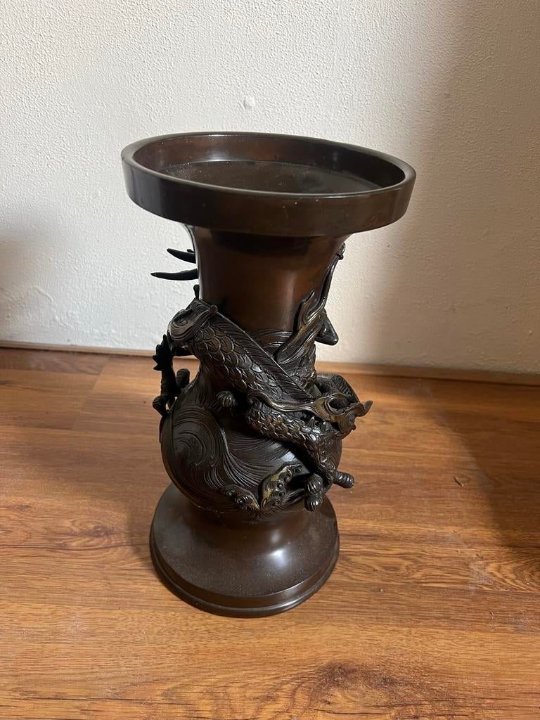 Antieke Bronzen Vaas met Drakenmotief, Antiek en Kunst, Ophalen of Verzenden