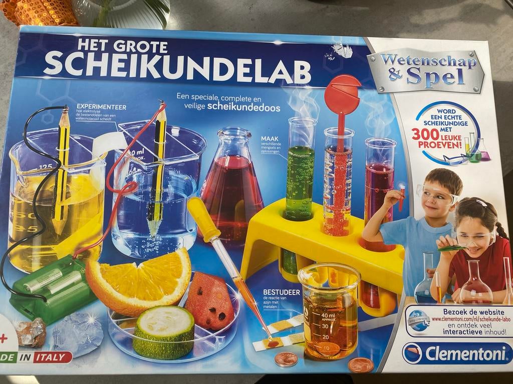Clementoni Het Grote Scheikundelab - Experimenteerdoos, Ophalen of Verzenden, Zo goed als nieuw, Ontdekken