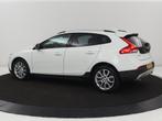 Volvo V40 Cross Country 1.5 T3 Polar+ Luxury | Panoramadak |, Euro 6, 4 cilinders, 700 kg, Wit
