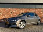 Volkswagen Polo 1.0 TSI Comfortline Stoelverw 103000km!, Auto's, Voorwielaandrijving, Stof, Gebruikt, Zwart