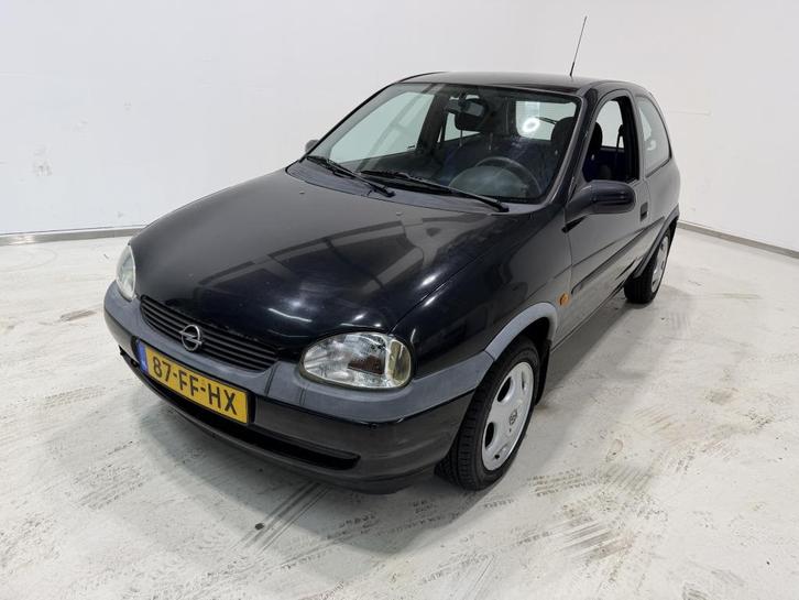 Opel Corsa 1.2i-16V Onyx (bj 2000), Auto's, Oldtimers, Bedrijf, Te koop, Alarm, Centrale vergrendeling, Elektrische buitenspiegels