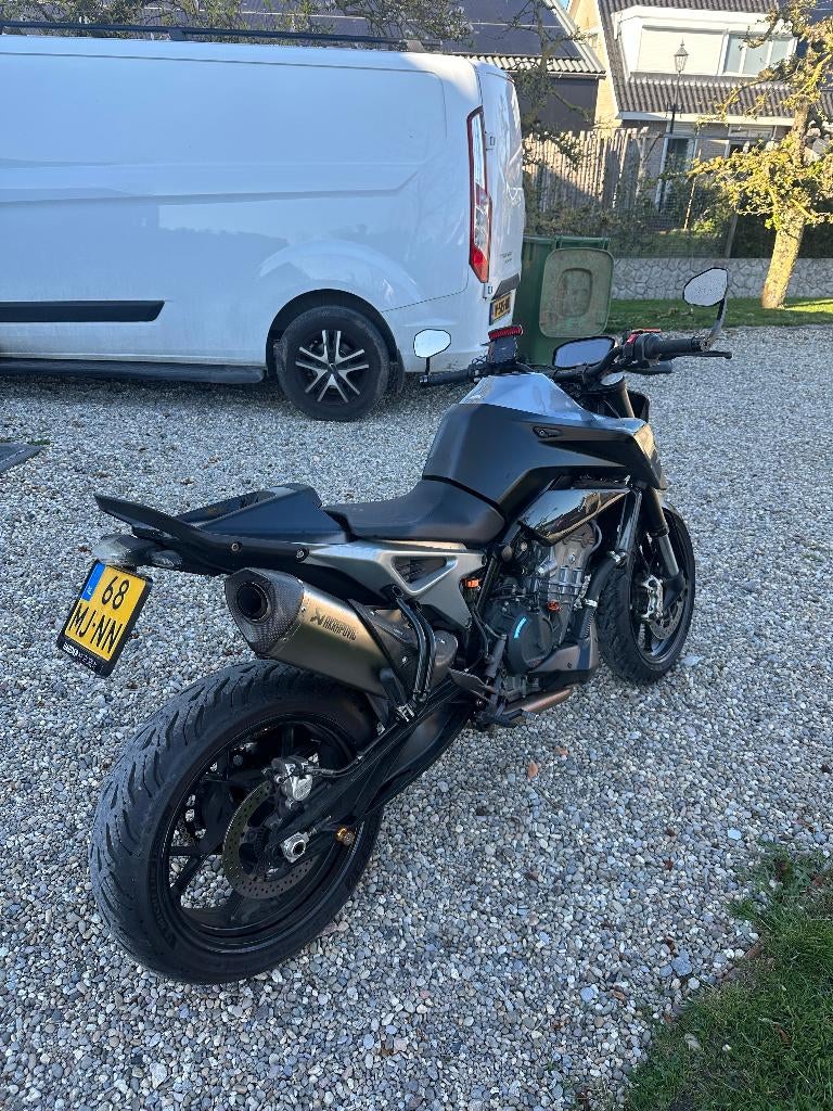 KTM Duke 790 (2018) Akrapovič, Motoren, Motoren | KTM, 2 cilinders, Motorrijbewijs A, Gebruikt, Meer dan 35 kW