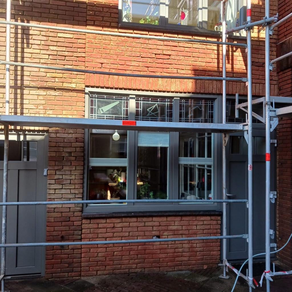 Steiger verhuur, Doe-het-zelf en Verbouw, Ophalen of Verzenden, Zo goed als nieuw, Rolsteiger of Kamersteiger, 5 meter of hoger