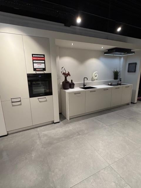 Moderne showroomkeuken met Terrazzo werkblad, Ophalen, Overige kleuren, Enkelwandige keuken, Graniet of Steen