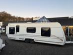 Fendt Palace 700 2022 | Queensbed | Airco, Caravans en Kamperen, Caravans, 7 tot 8 meter, Bedrijf, Treinzit, Fendt