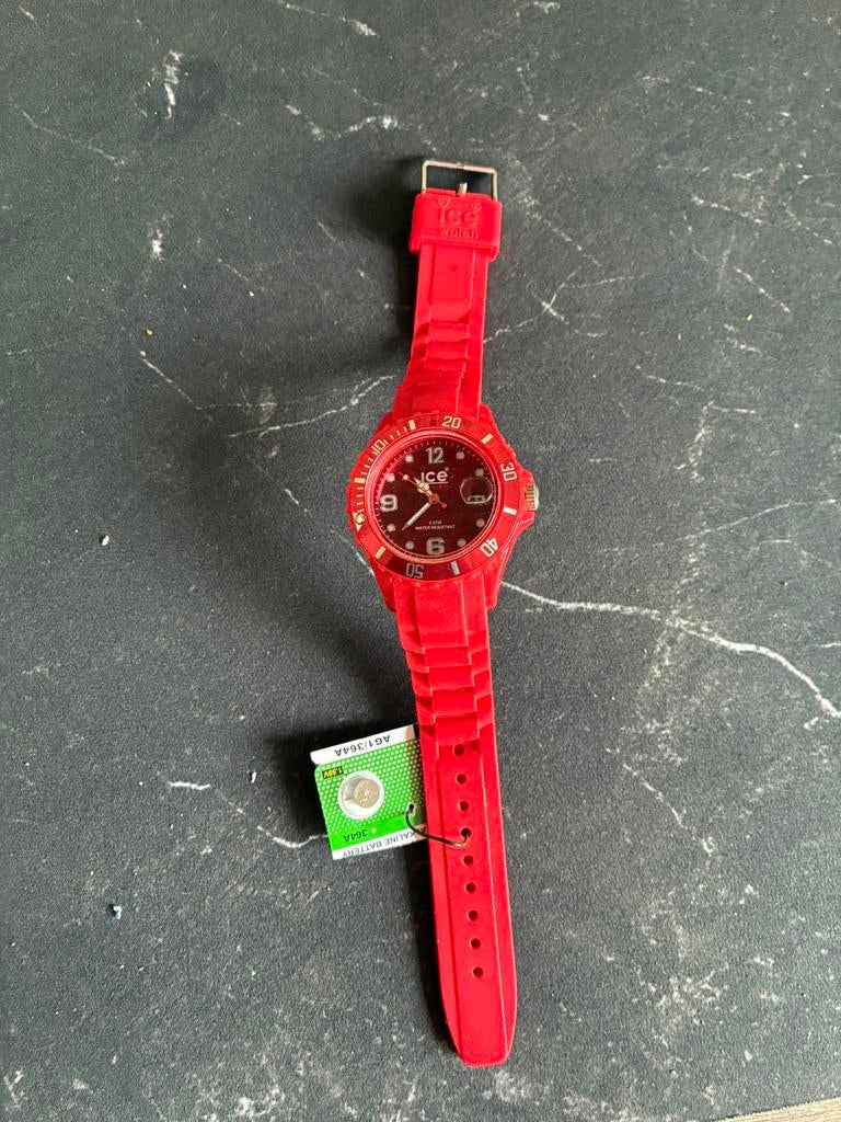 Ice Watch rood, Ophalen of Verzenden, Zo goed als nieuw, Rood, Jongen of Meisje