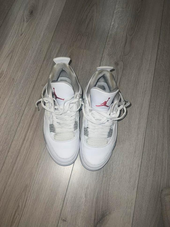 Witte Jordan 4 schoenen - Maat 44, Kleding | Heren, Schoenen, Gedragen, Sneakers of Gympen, Wit, Ophalen of Verzenden