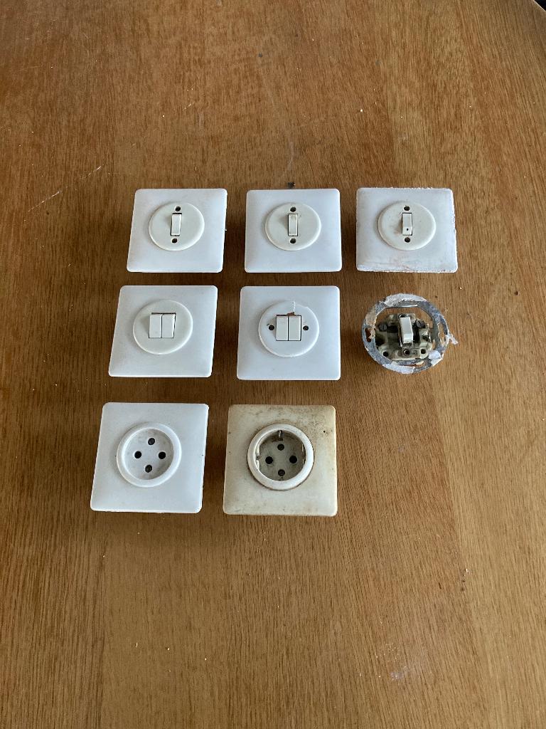 Schakelmateriaal Vintage, Ophalen of Verzenden, Gebruikt, Stopcontact