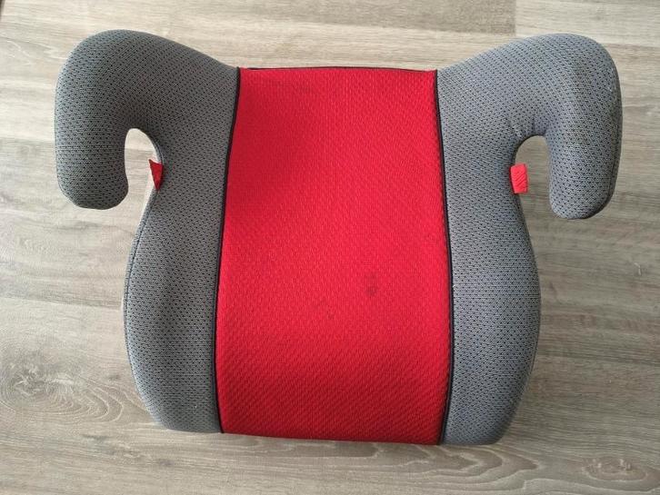 * Auto stoelverhoger zitverhoger grijs rood *, Kinderen en Baby's, Autostoeltjes, Gebruikt, Overige merken, 15 t/m 36 kg, Autogordel