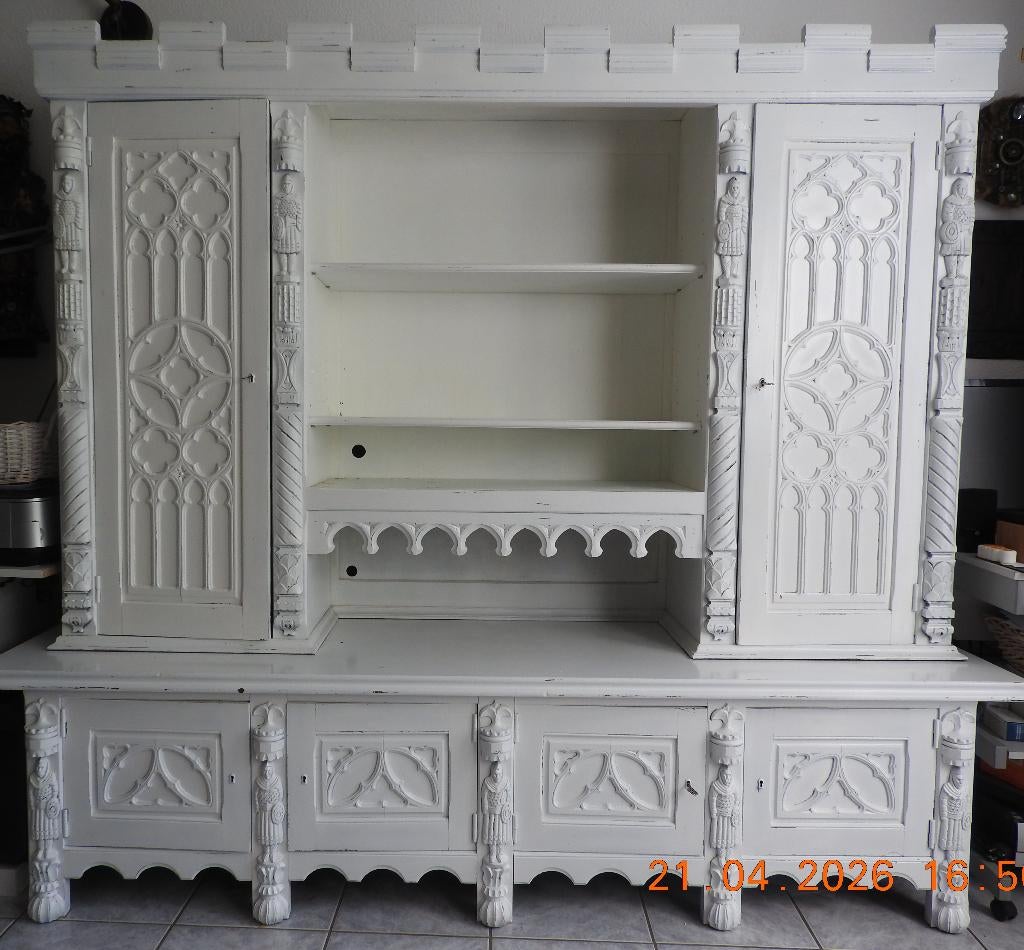 Eiken ridderkast, Ophalen