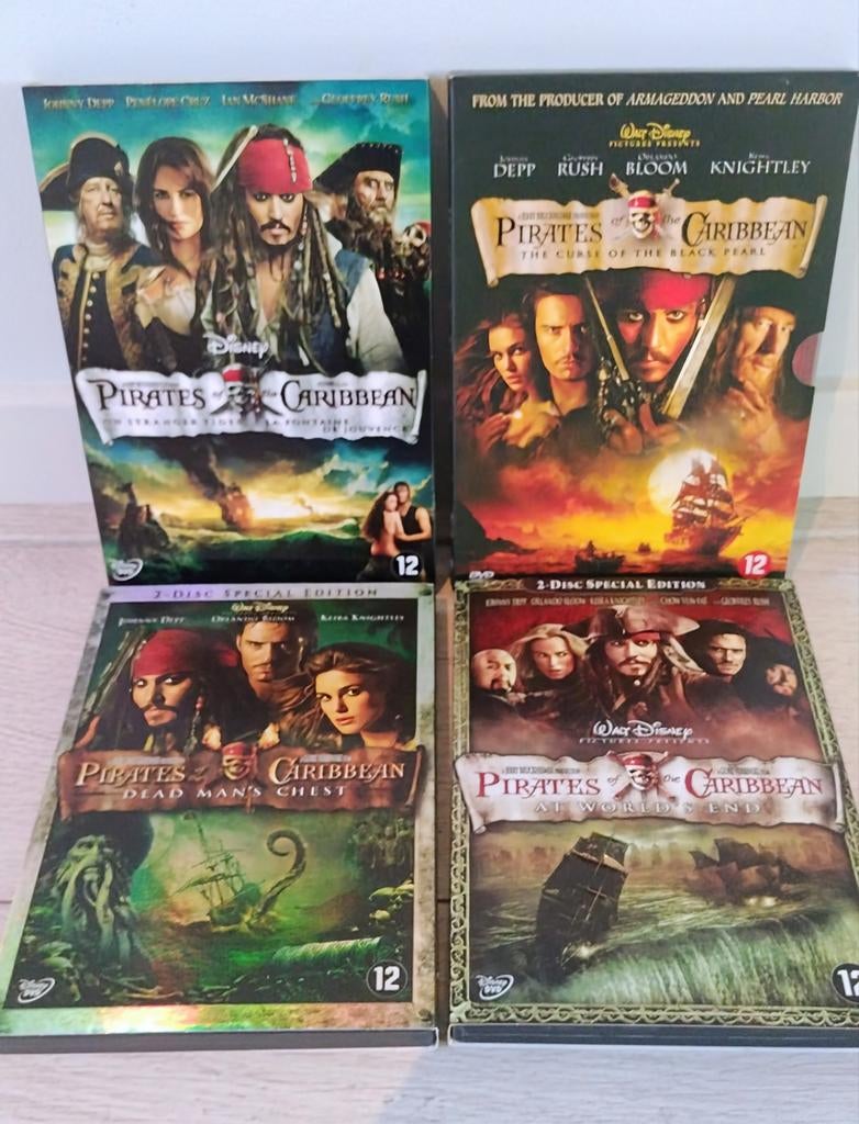 4 DVD's Pirates of the Caribbean, Alle leeftijden, Ophalen of Verzenden, Zo goed als nieuw