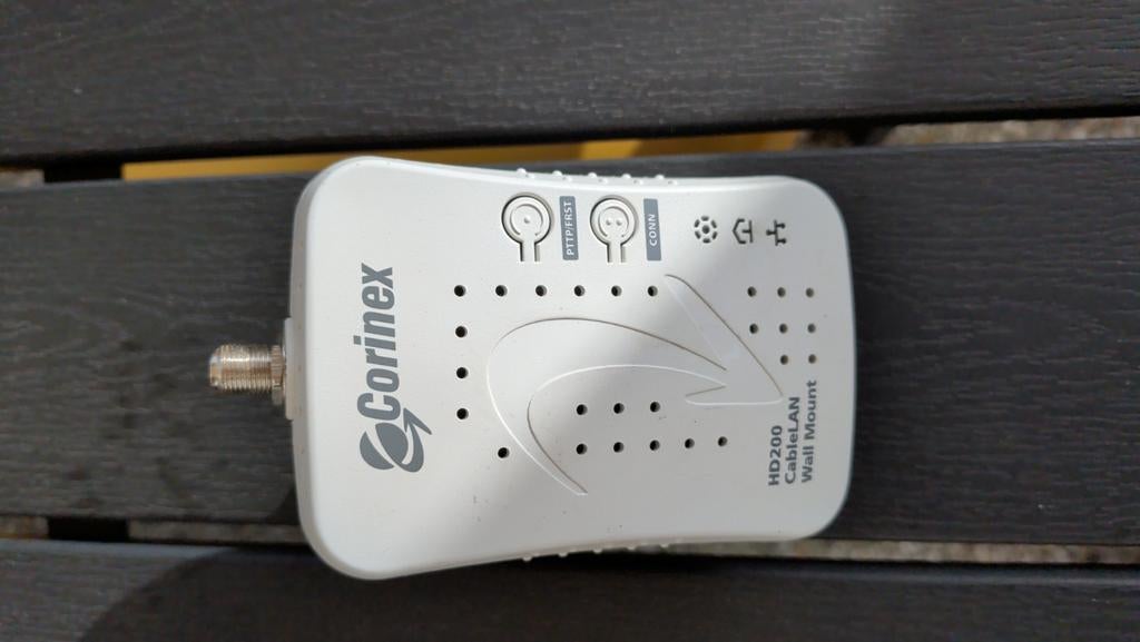 Corinex HD200 CableLAN Wall Mount Adapter, Computers en Software, Powerlines, Gebruikt, Ophalen of Verzenden