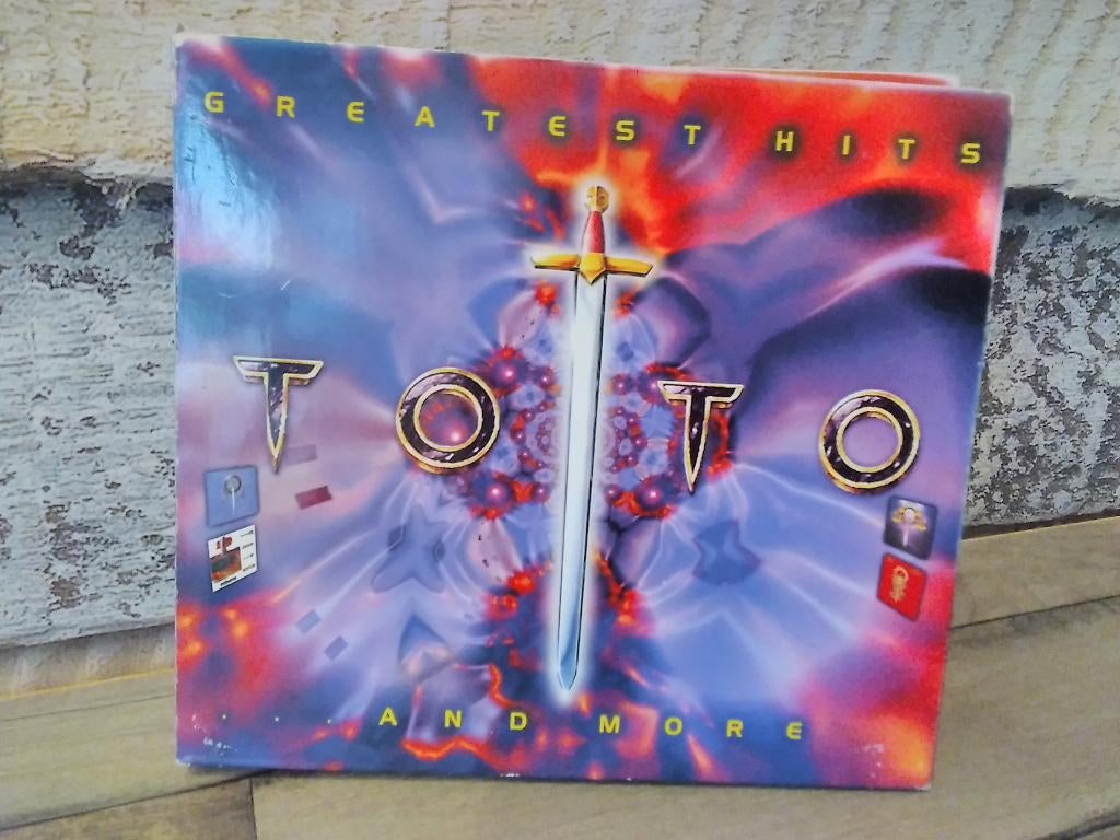 Toto greatest hits and more, Ophalen of Verzenden, Zo goed als nieuw, Poprock
