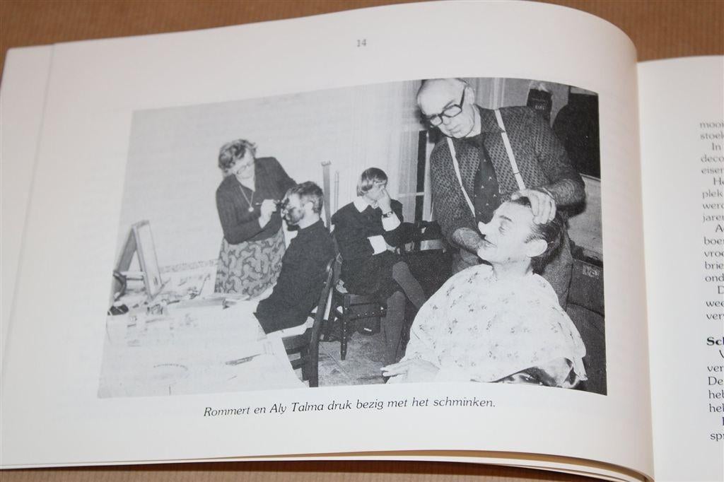 St. Piterfeest in Grouw [1987] — Tweetalige Keerdruk, Boeken, Geschiedenis | Stad en Regio, Ophalen of Verzenden, Gelezen