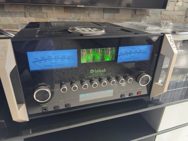 Mcintosh MA12000 75th Anniversary, Ophalen of Verzenden, Zo goed als nieuw, 120 watt of meer, Overige merken