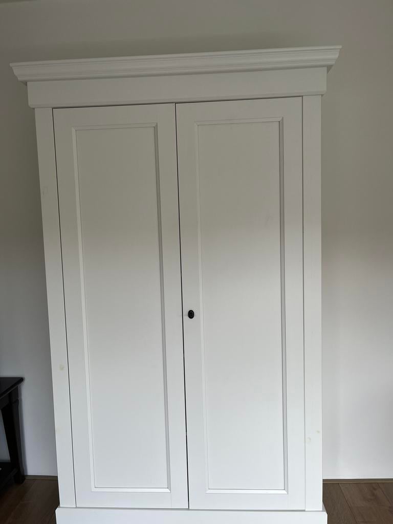 Woood kast Isabel, Ophalen, Zo goed als nieuw