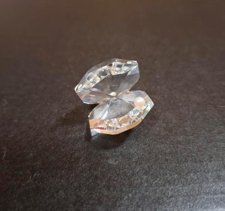 Swarovski Kristallen Schelp met Parel, Verzamelen, Swarovski, Zo goed als nieuw, Figuurtje, Ophalen of Verzenden