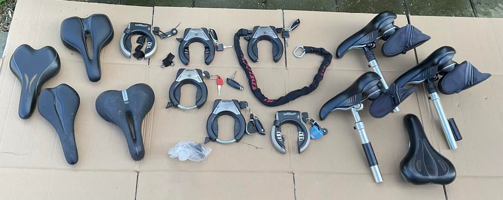 Koga zadels en Trelock sloten, Fietsen en Brommers, Fietsonderdelen, Gebruikt, Kunststof, Ophalen of Verzenden, Zadel