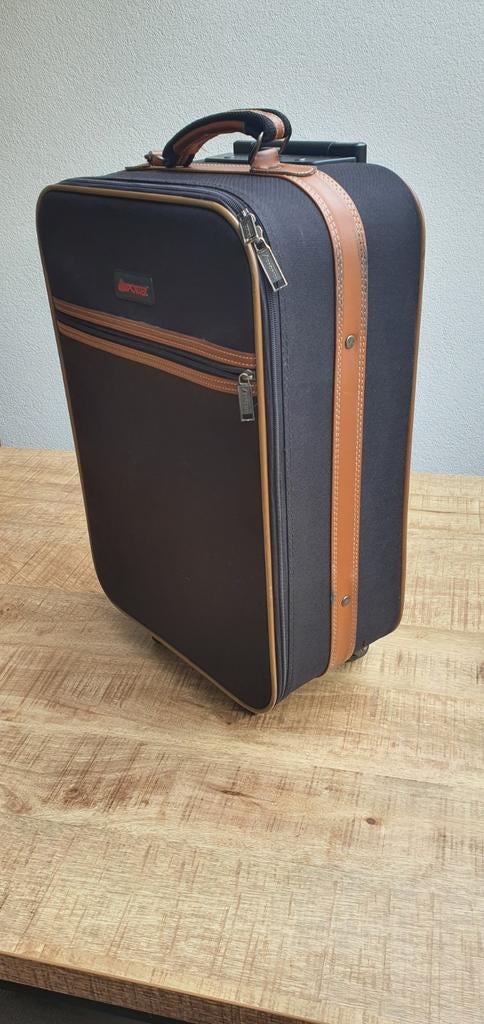 Kleine reiskoffer met wielen en 2 handvaten, Sieraden, Tassen en Uiterlijk, Koffers, Ophalen, Hard kunststof, Minder dan 50 cm