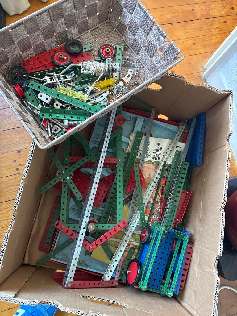 Grote partij vintage Meccano/Jeri bouwdozen - Metaal, Hobby en Vrije tijd, Modelbouw | Auto's en Voertuigen, Overige merken, Gebruikt