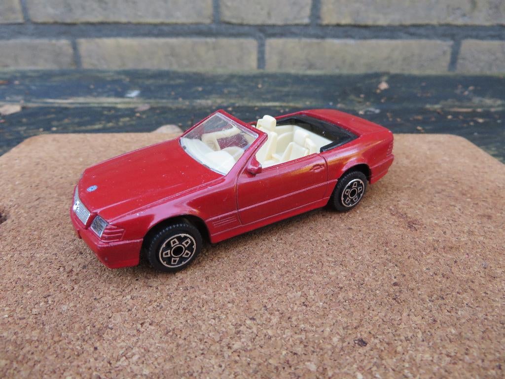 Burago Mercedes 300 SL 1:43, Ophalen of Verzenden, Zo goed als nieuw, Auto, Overige merken