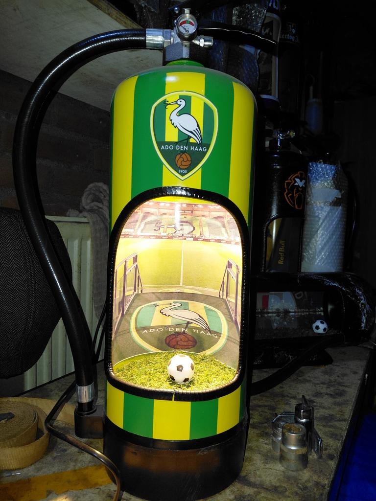 Ado denhaag  lamp, Ophalen, Zo goed als nieuw, Brandblusser