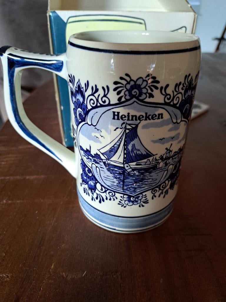 Heineken delftsblauwe bierpul in doos, Verzamelen, Biermerken, Ophalen, Zo goed als nieuw, Pul(len), Heineken