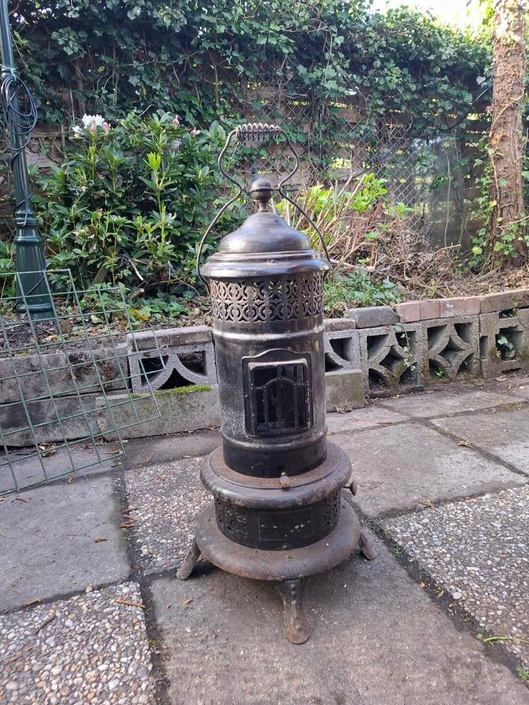 Antieke Petroleumkachel, Huis en Inrichting, Kachels, Ophalen, Hout, Houtkachel