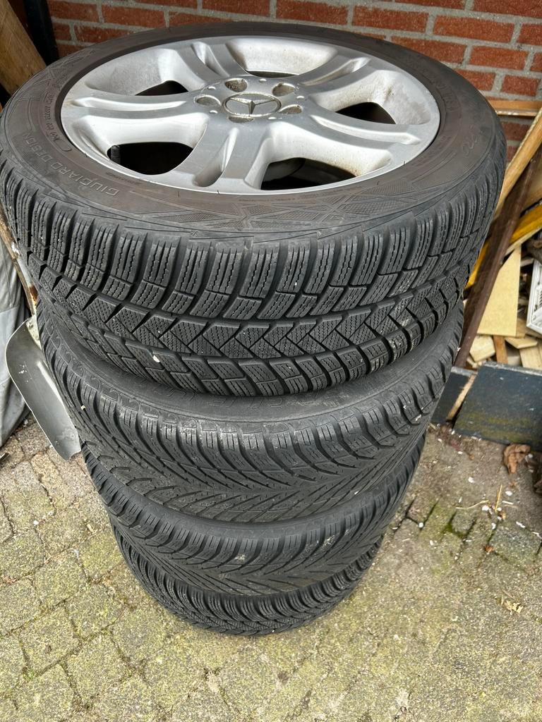 Winterbanden Mercedes w211, Auto-onderdelen, Banden en Velgen, Ophalen of Verzenden