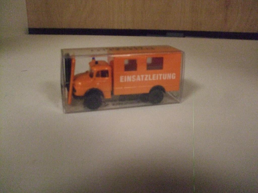 Brekina Mercedes Commandovoertuig, Ophalen of Verzenden, Nieuw, Bus of Vrachtwagen, Brekina