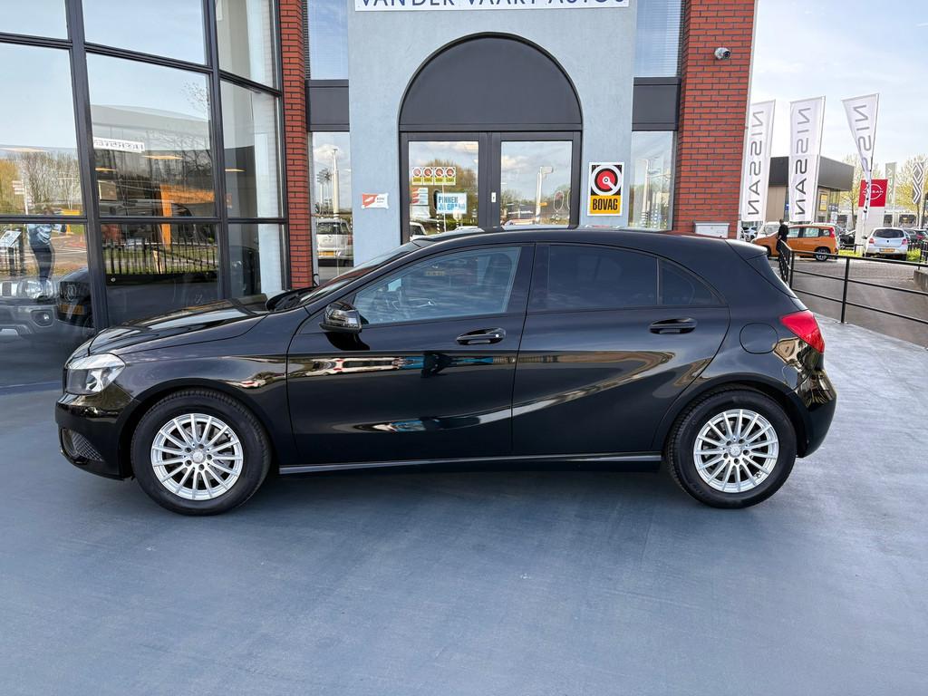 Mercedes-Benz A-klasse 180 Ambition Sound uitlaten Chameleon, Voorwielaandrijving, Gebruikt, Euro 6, 4 cilinders
