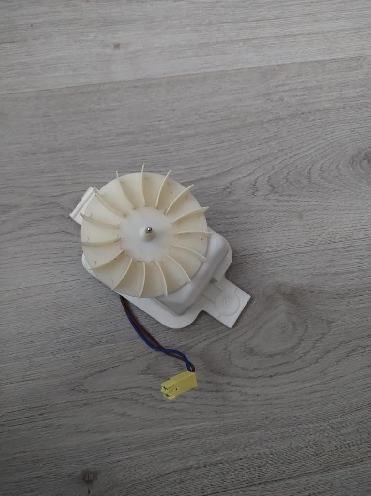 Defecte originele BEKO ventilator voor Forst Free koelkast, Ophalen, Niet werkend
