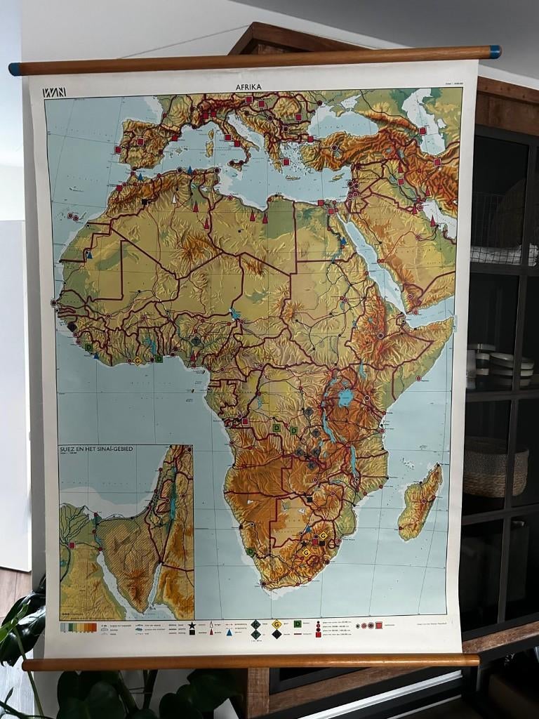 Serie schoolplaten werelddelen (vier stuks), Antiek en Kunst, Antiek | Schoolplaten, Ophalen of Verzenden, Aardrijkskunde