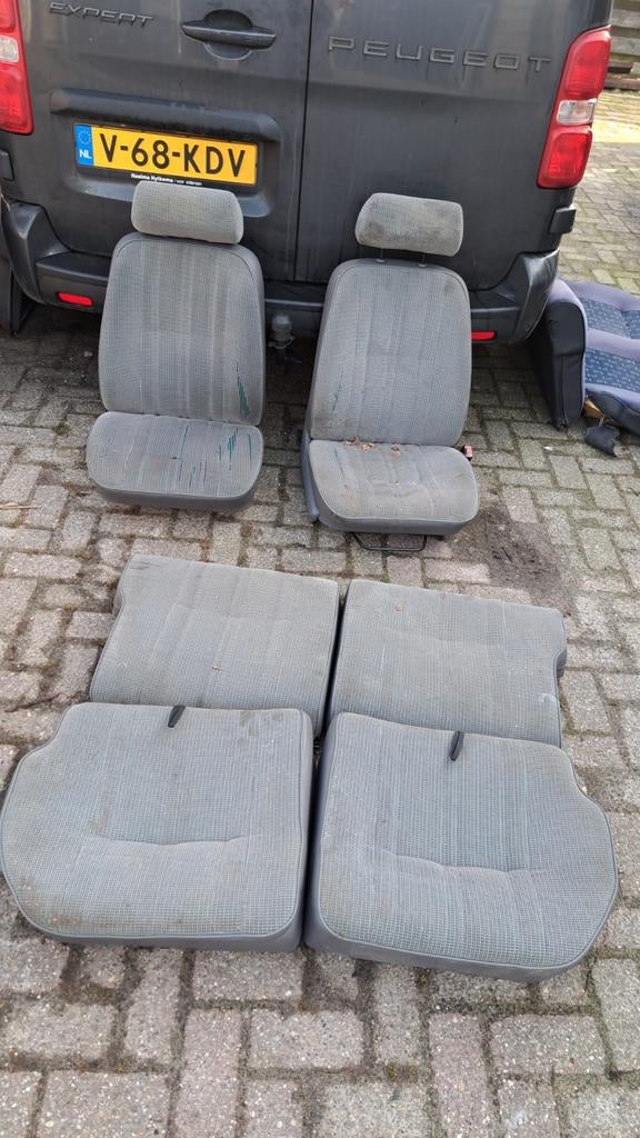 Voorstoelen + achterbank Peugeot 205, Ophalen, Nieuw, Peugeot