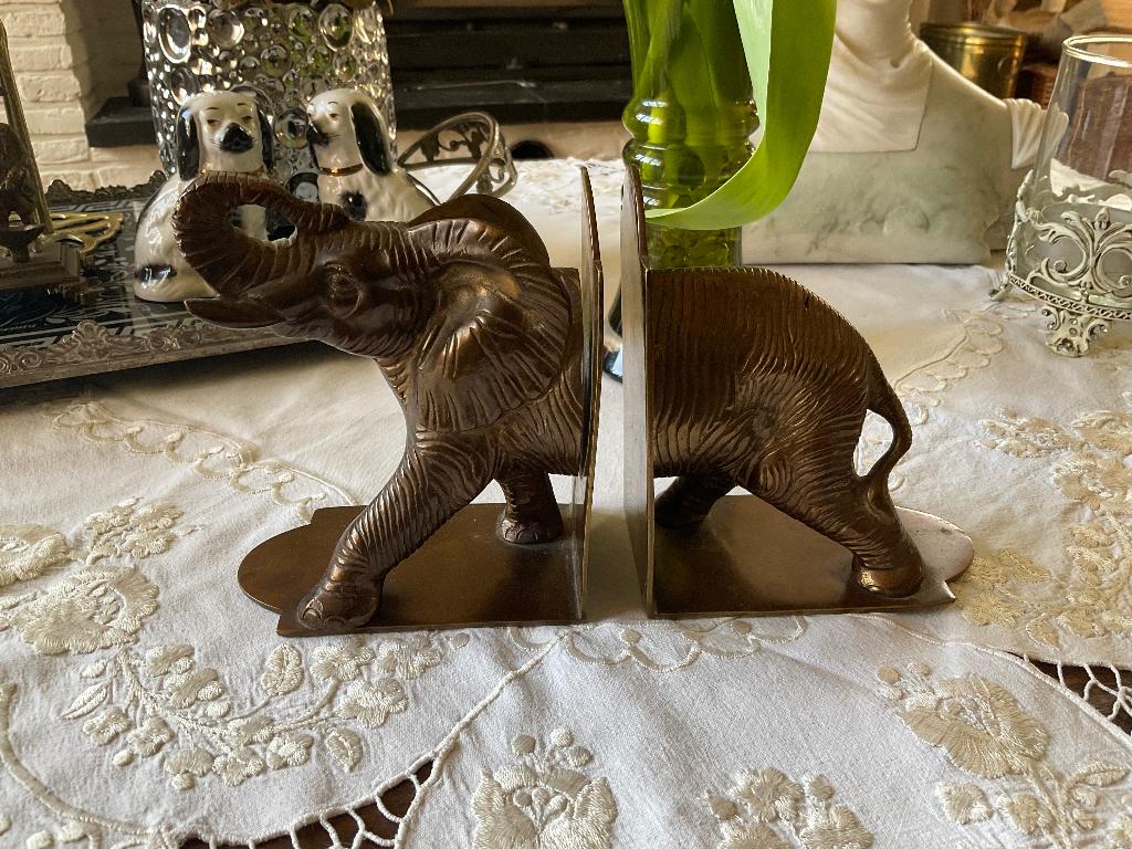 Boekensteunen olifant brons, Antiek en Kunst, Antiek | Koper en Brons, Brons, Ophalen of Verzenden