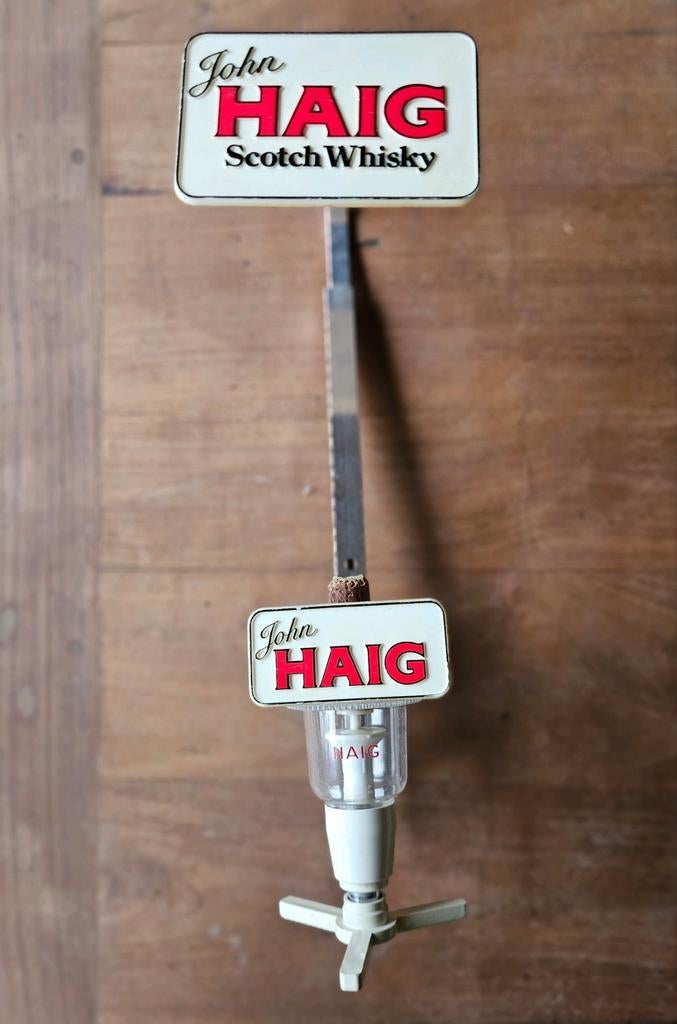 Retro John Haig Scotch Whisky nondrip dispenser + flesbeugel, Ophalen of Verzenden, Gebruikt, Gebruiksvoorwerp