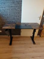 Bureau in hoogte verstelbaar, Ophalen, In hoogte verstelbaar