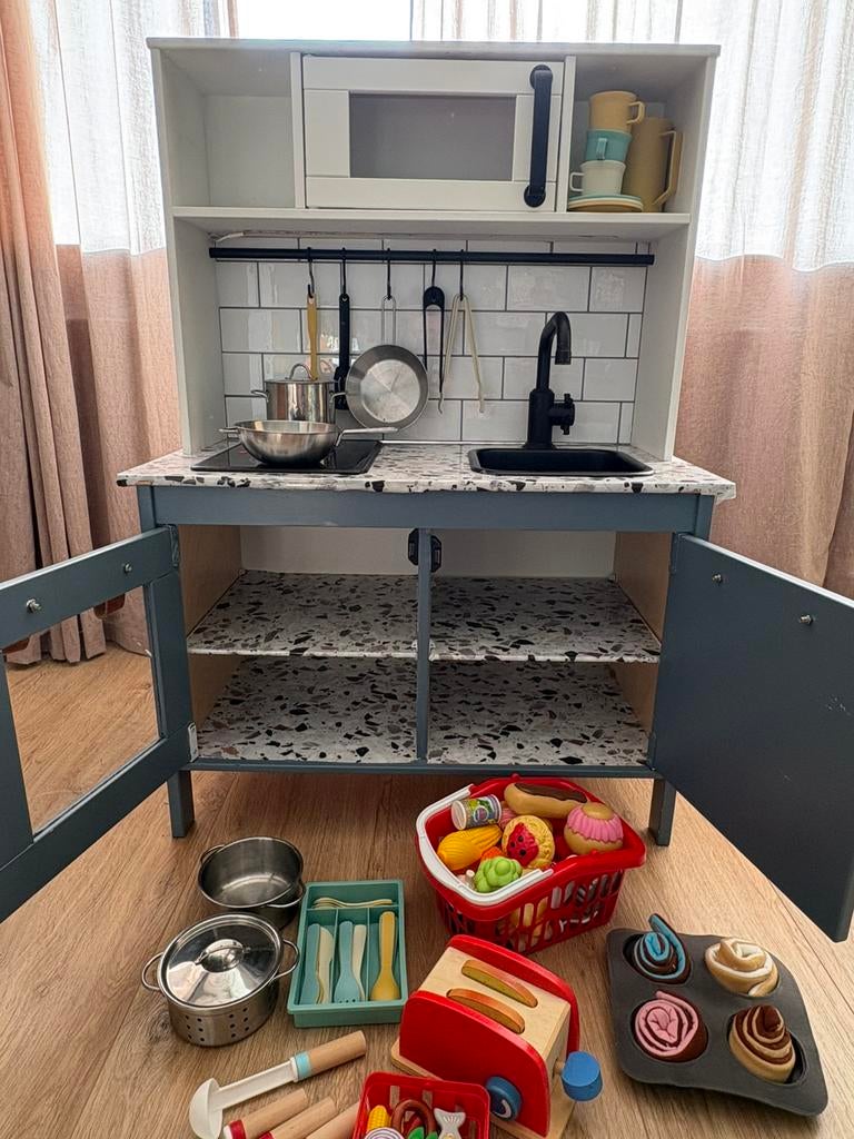 Ikea duktig keukentje gepimpt met licht incl accessoires, Kinderen en Baby's, Speelgoed | Speelkeukens, Ophalen, Gebruikt, Hout