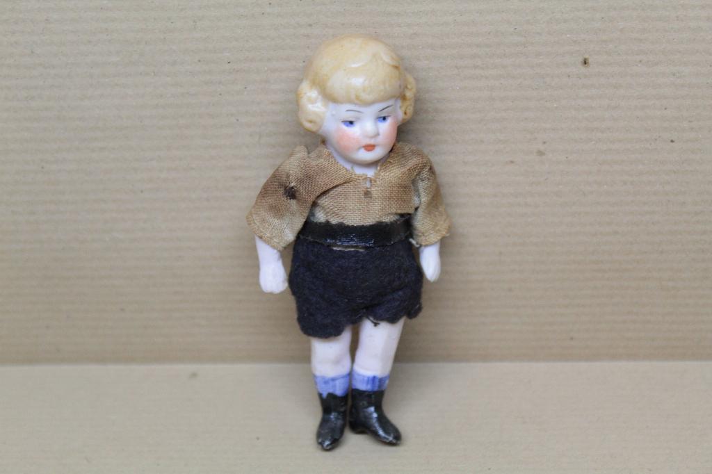 Antiek popje voor poppenhuis, Ophalen of Verzenden