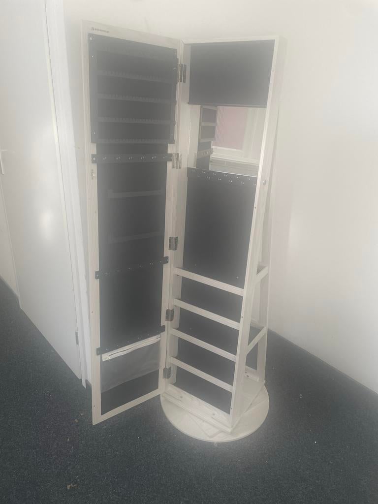 Draaibare sieradenkast met spiegel en slot, Huis en Inrichting, Ophalen, Met plank(en), 50 tot 100 cm, Zo goed als nieuw